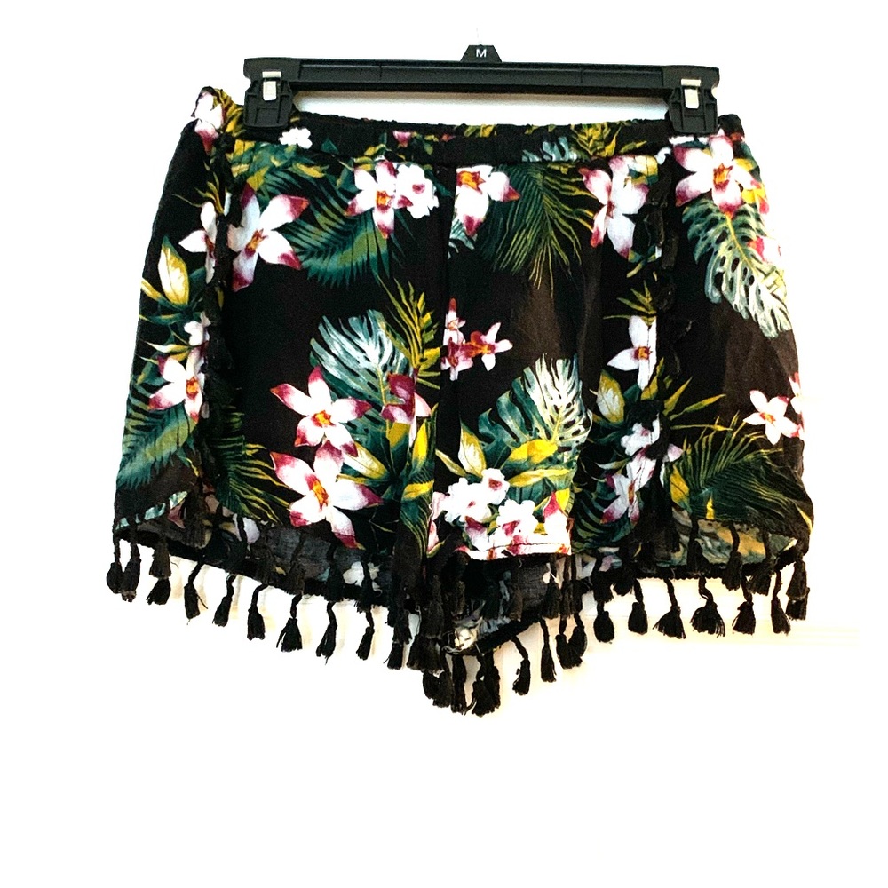 ☀️sexy floral shorts 😎